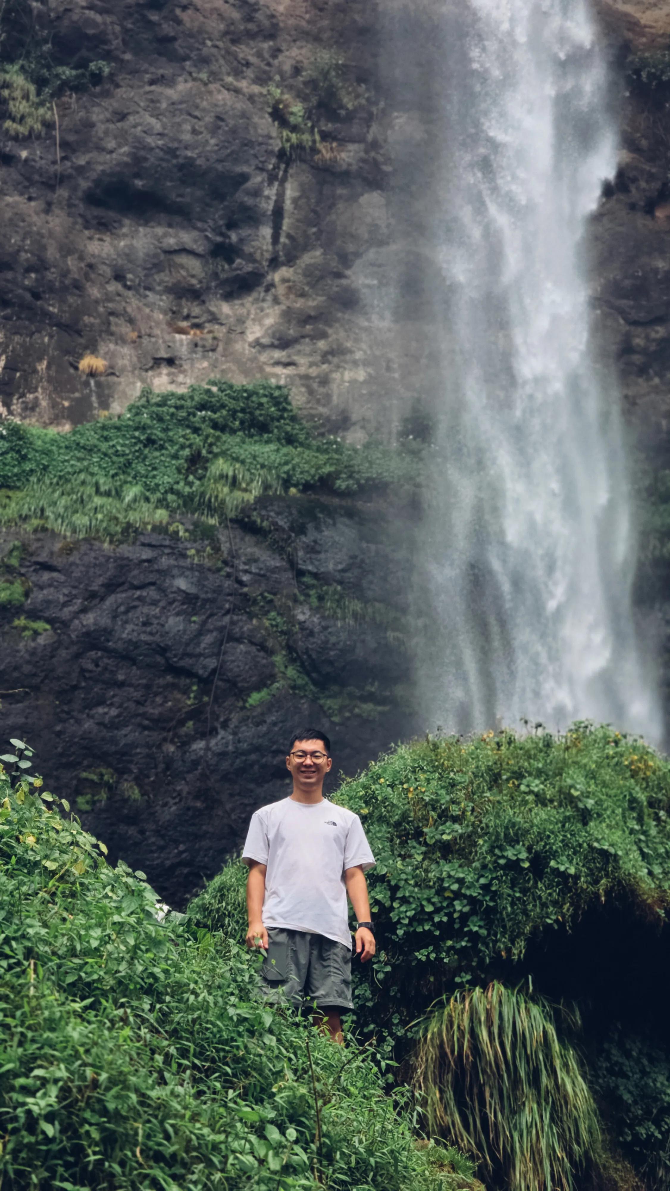 Sipi Falls Hike